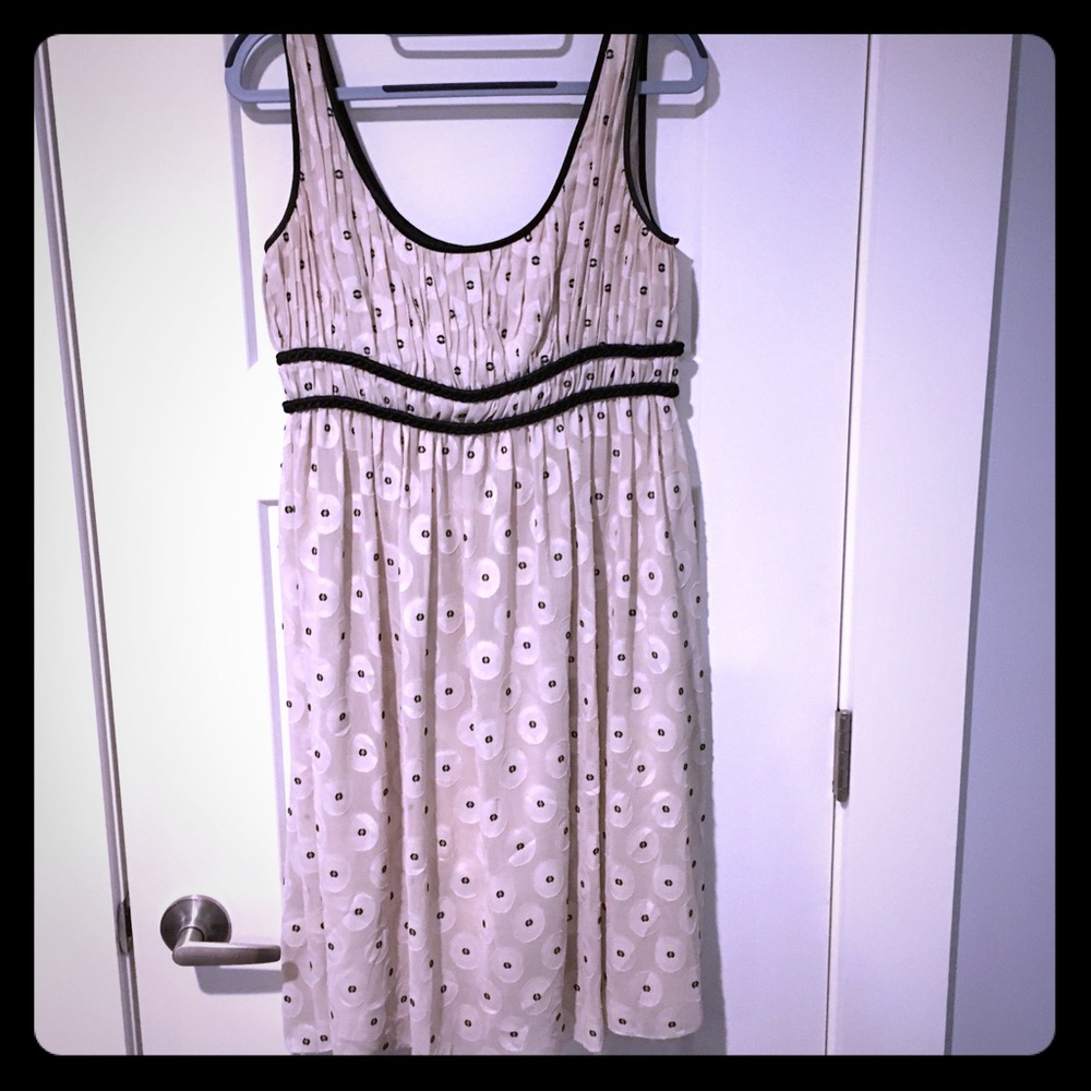 SALE! Cute Adrianna Pappell Dress!
